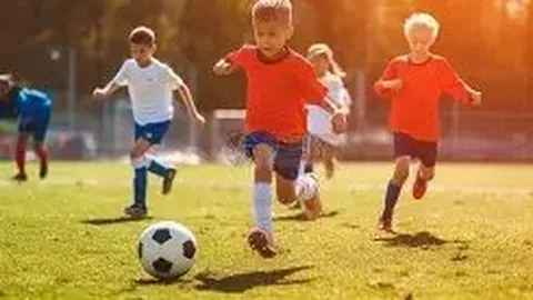 独家揭秘：足球新星艾希霍恩引多豪门竞逐，解约金仅需百万起跳！